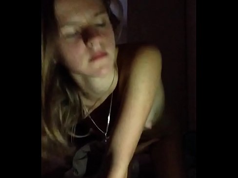 ❤️ Een meisje masturbeert en komt klaar ❌ Porno at nl.klassikaprint.ru