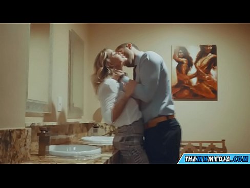 ❤️ Wanneer een rondborstige blondine je verleidt in een openbaar toilet ❌ Porno at nl.klassikaprint.ru
